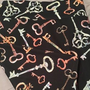 Skeleton key Cassie skirt. Medium worn once